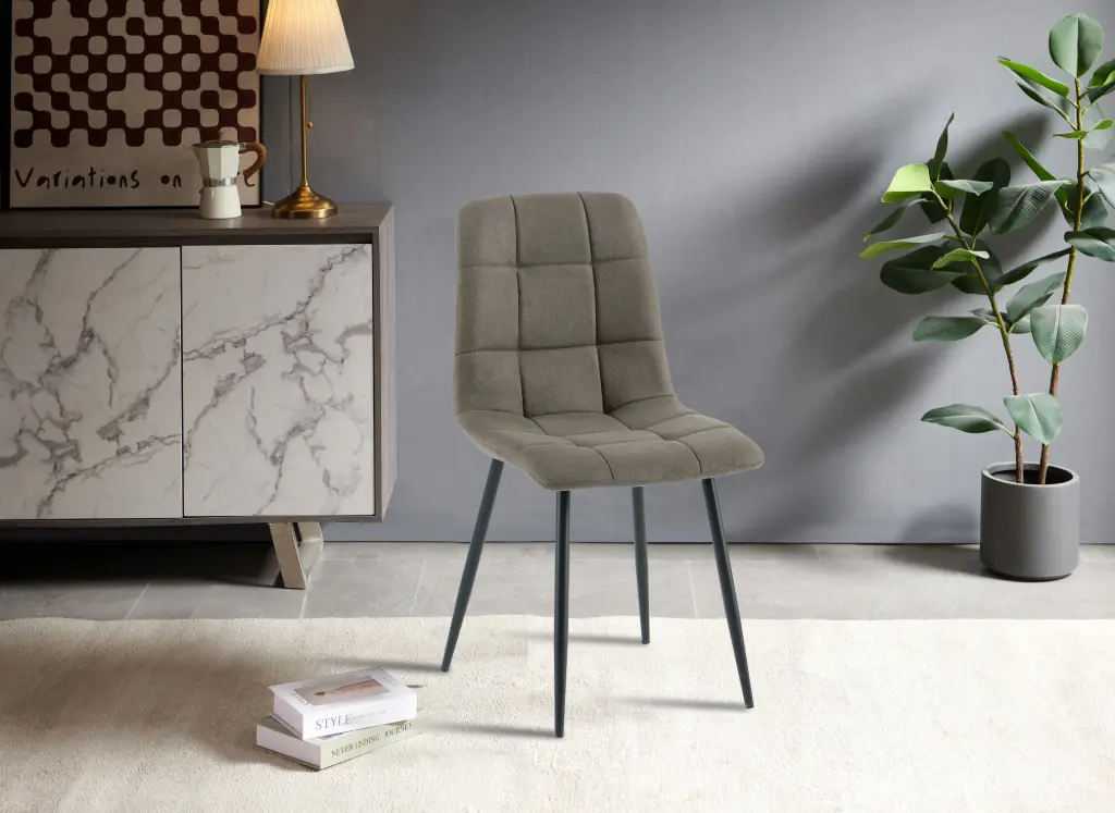LYRA CHAIR