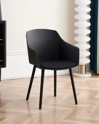 ALINA CHAIR
